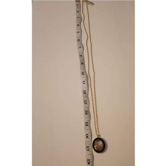 J Crew Crystal Pendant Necklace Green Enamel Oval on Gold Chain NWT - Picture 4 of 4